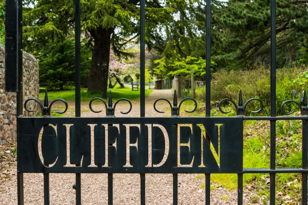 Cliffden Hotel Teignmouth Exterior photo
